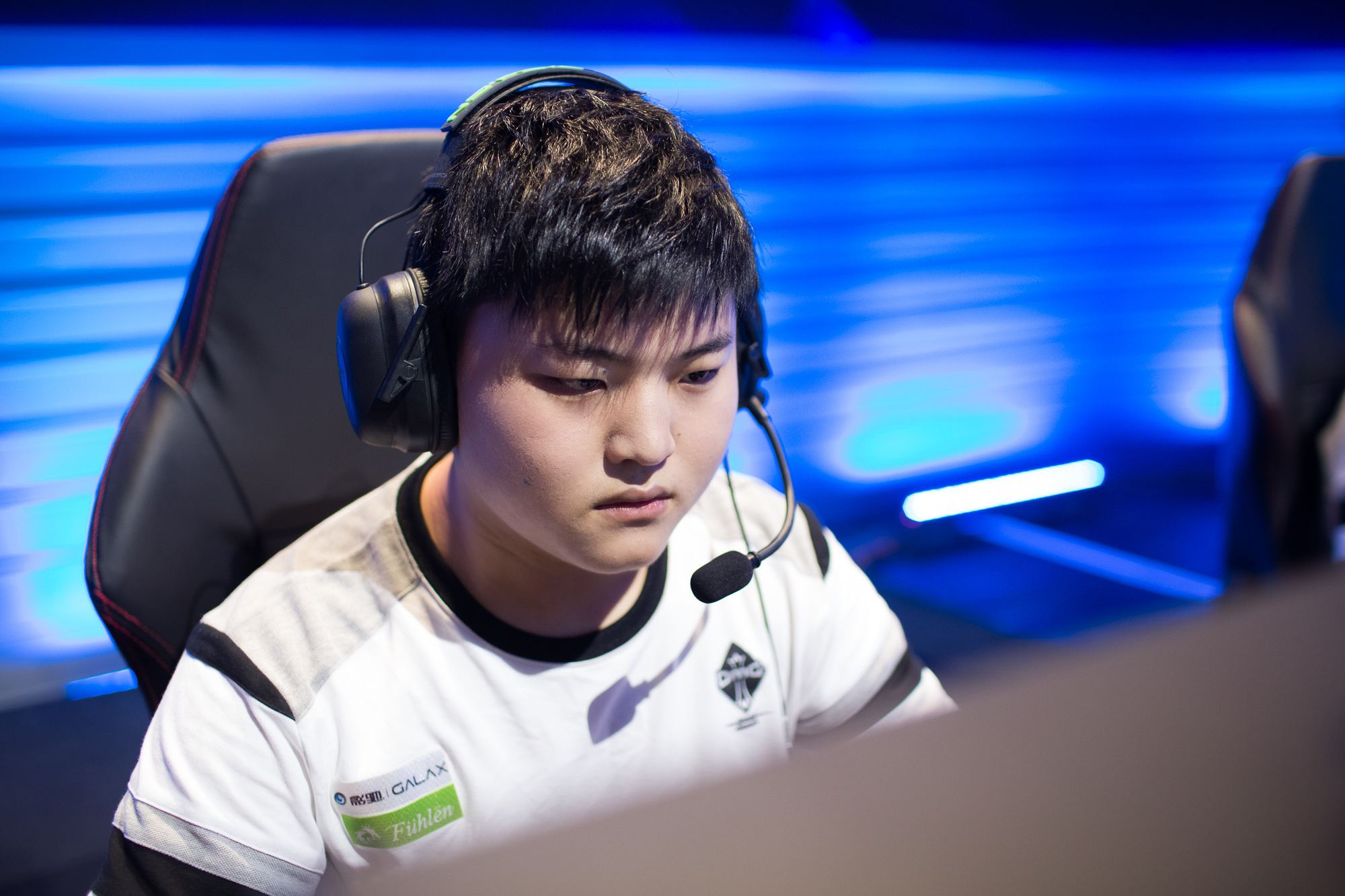 的三段式结 的三段式结